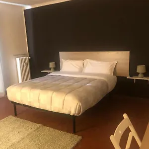 Myroom Sui Portici , Bologna Italy